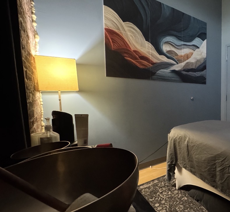 Relaxing Massage Room